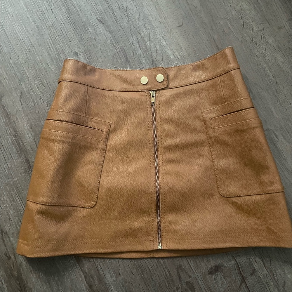 Free People Chic Tan Mini Skirt with Front Zipper